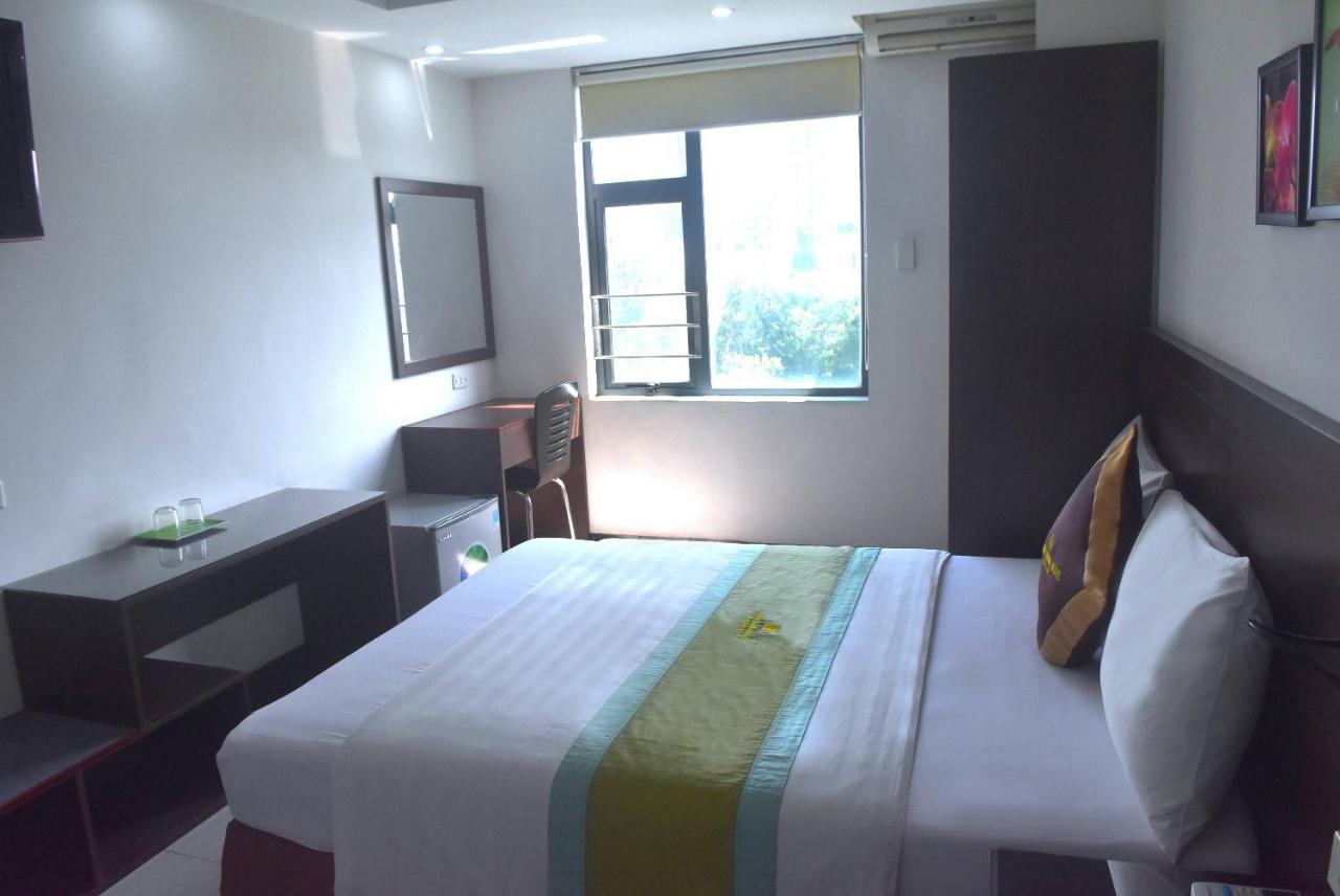 Sao Hotel Nguyen Ngoc Vu Ханой Екстериор снимка